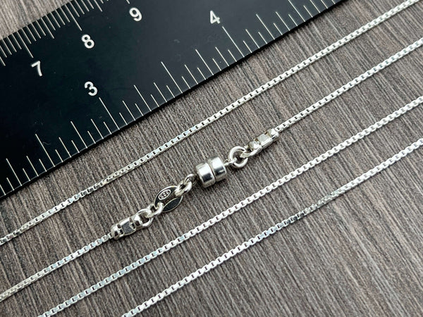 silver necklace with magnetic clasp 