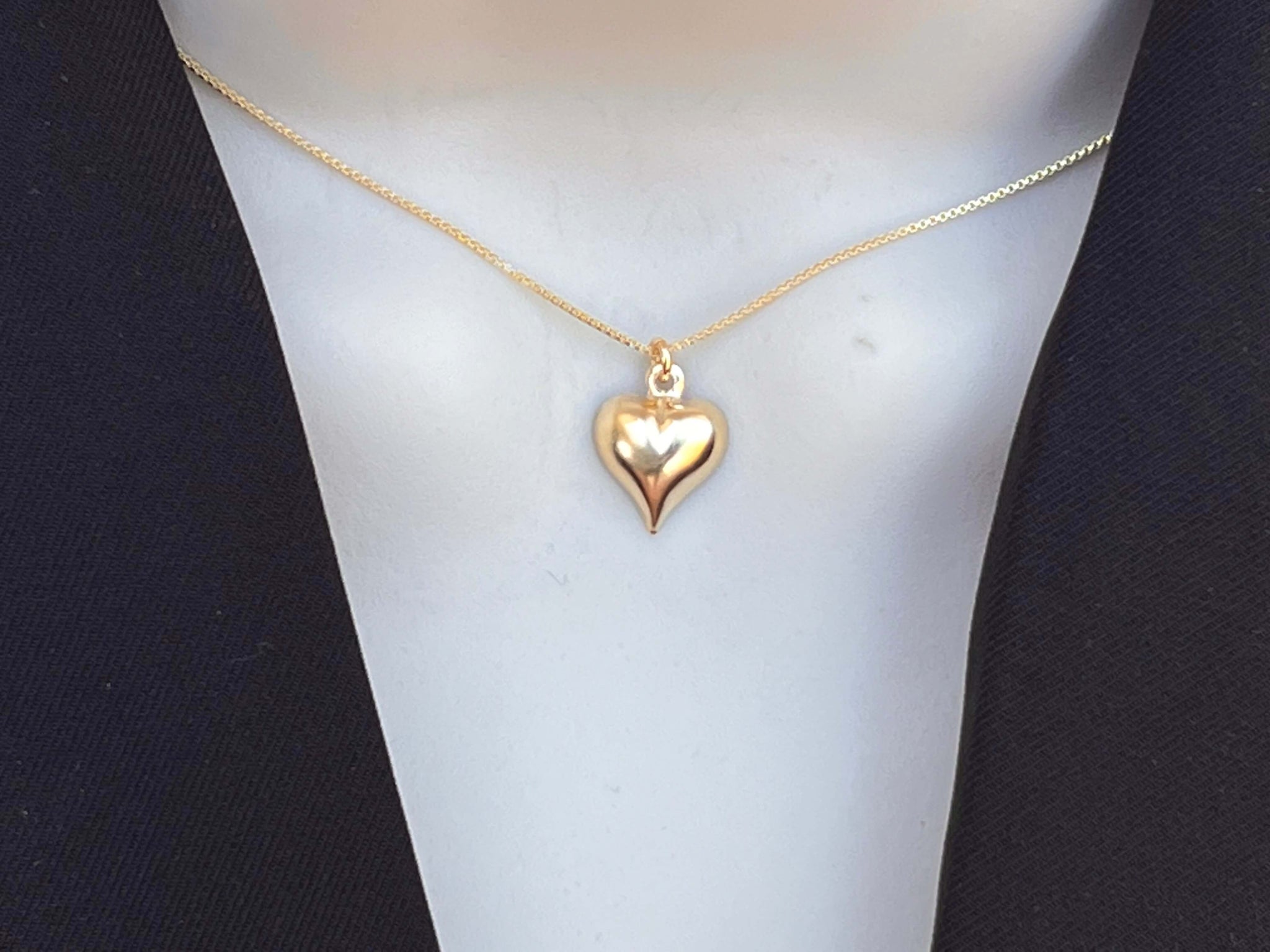 LOVE FILLED HEART NECKLACE GOLD | EMMA ISRAELSSON